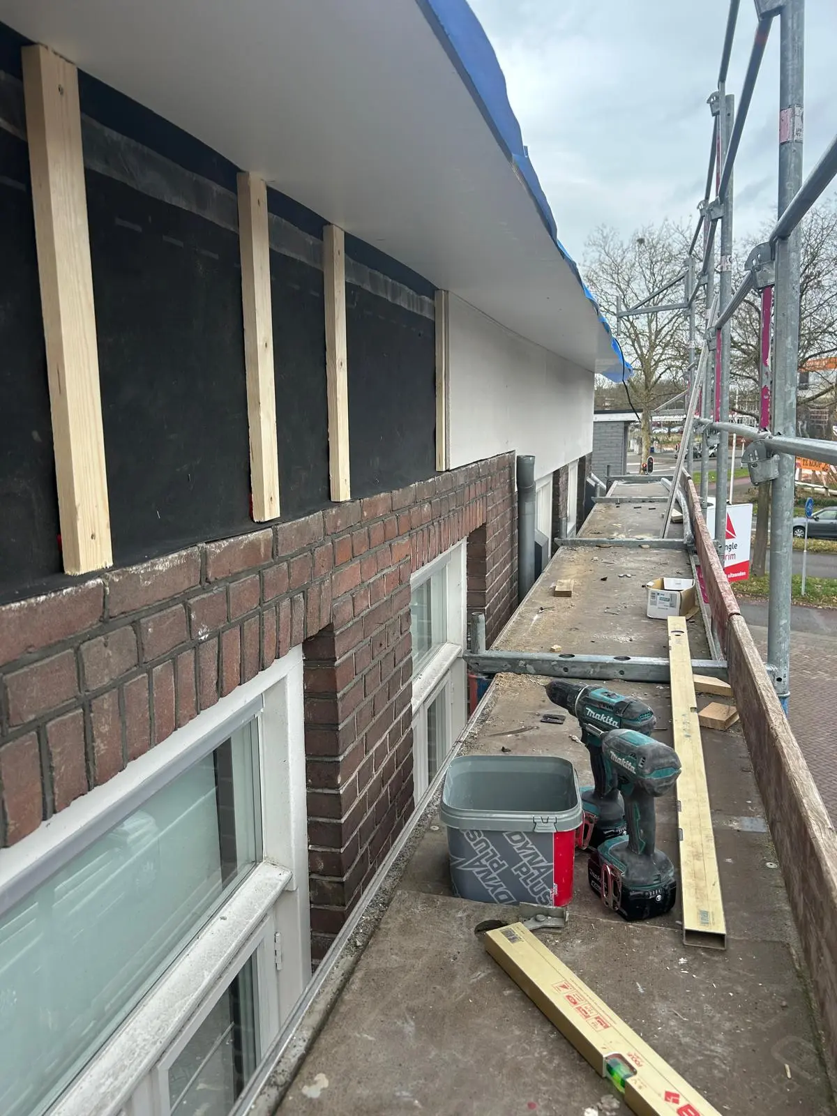 Regelwerk en steigerwerk bij gevelonderhoud